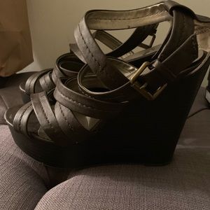 REPORT wedges size 8